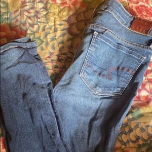 American Eagle size 2 Skinny